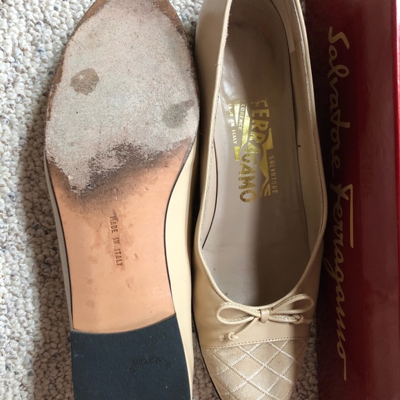 Ferragamo Beige Calf Leather Slips ons Sz 6.5 AA - Picture 3 of 5
